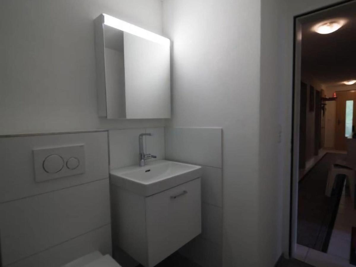 Modern Apartment In Mastrils Near Forest Ngoại thất bức ảnh
