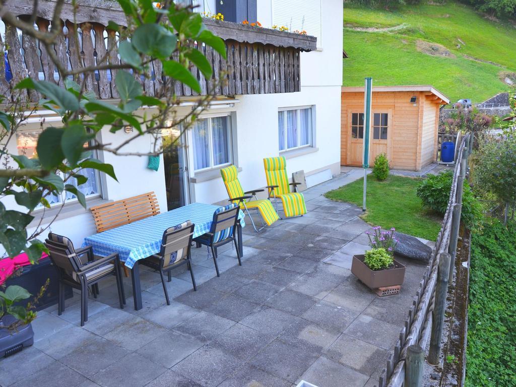 Modern Apartment In Mastrils Near Forest Ngoại thất bức ảnh